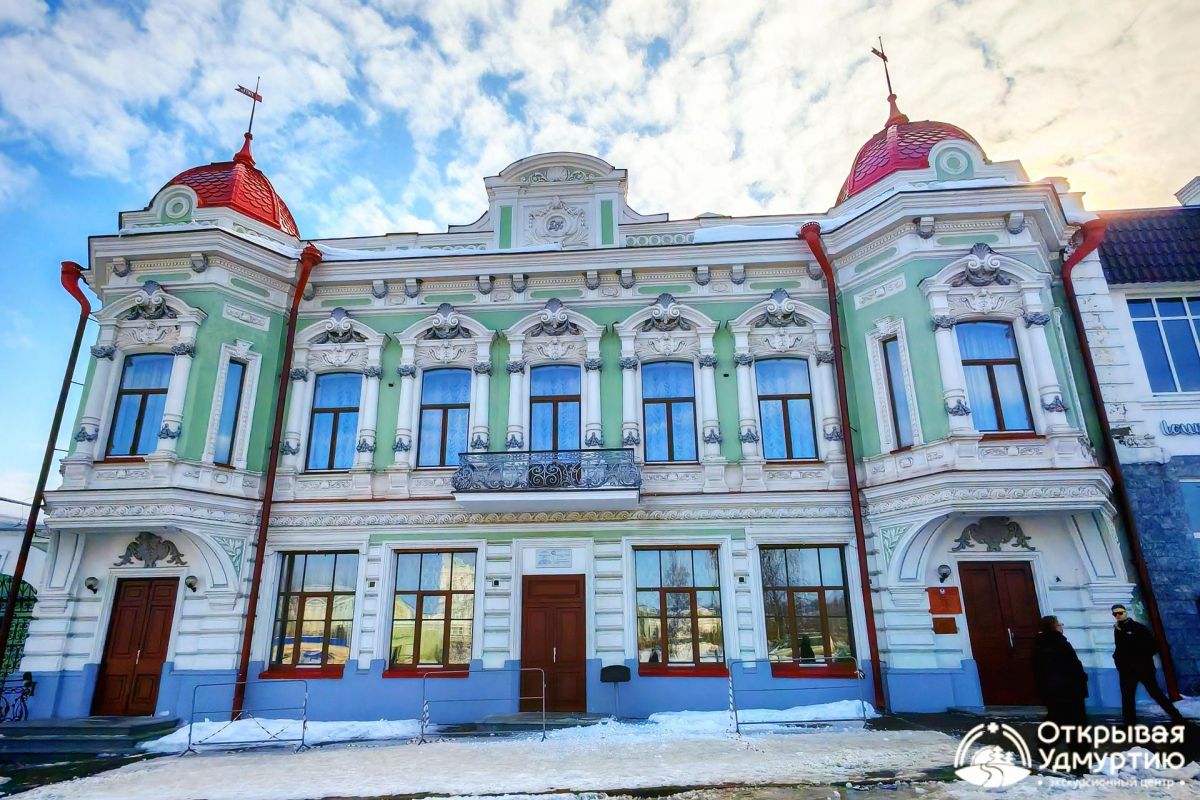 САРАПУЛЬСКИЕ УДОВОЛЬСТВИЯ: ЧАЙ, ИСТОРИЯ И ШОКОЛАД!