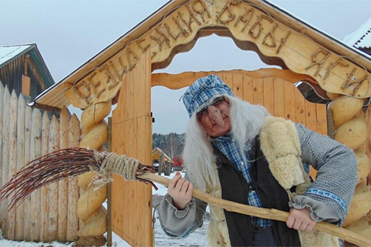 ГРАХОВСКАЯ БАБА ЯГА. НОВОГОДНЕЕ ПУТЕШЕСТВИЕ