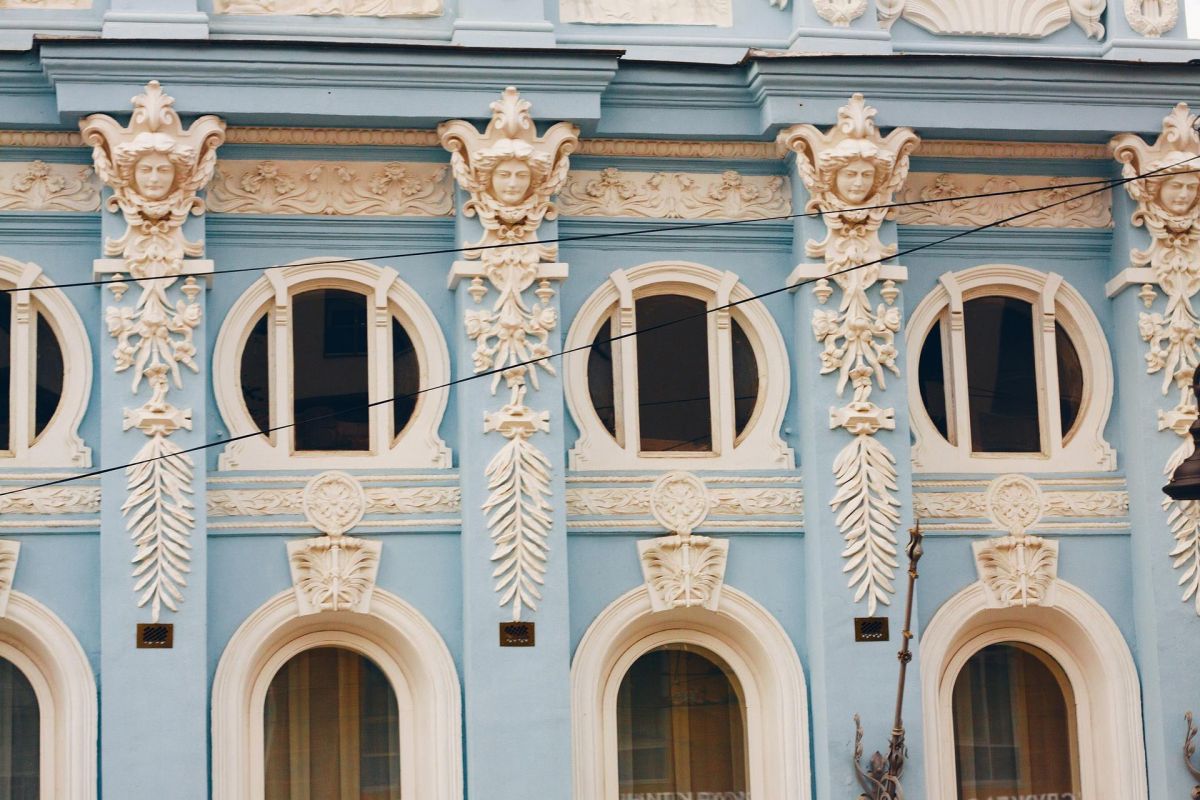 ПЕРМЬ КАК ИСКУССТВО. ГАЛЕРЕЯ И КОНФЕКТОРИЯ