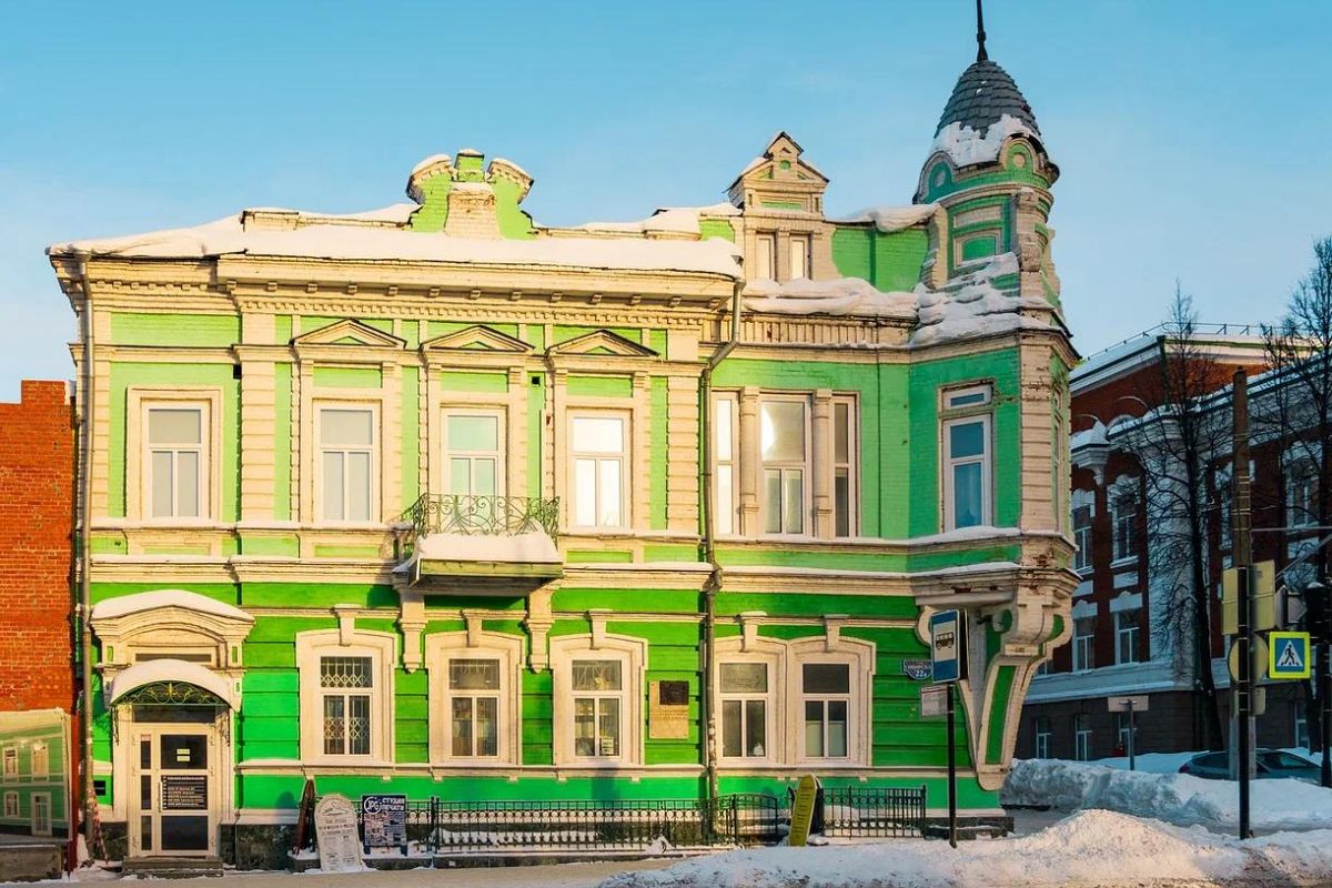 НОВЫЙ ГОД В ПЕРМИ! ГАЛЕРЕЯ И КОНФЕКТОРИЯ!